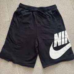 NIKE ナイキ　キッズ　140 150 ハーフパンツ　半ズボン　黒