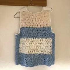 ノースリーブニットベスト