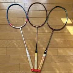 リーニンバドミントンジャンクラケット３本セット