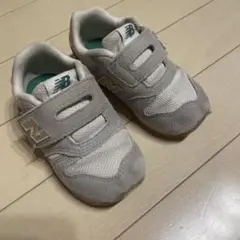 New Balance 373 キッズスニーカー グレー 13.5cmのサムネイル