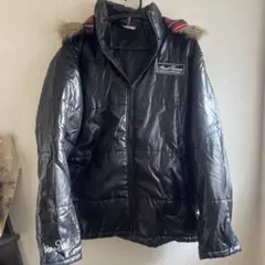 メンズ黒のナイロンジャケット フード付き