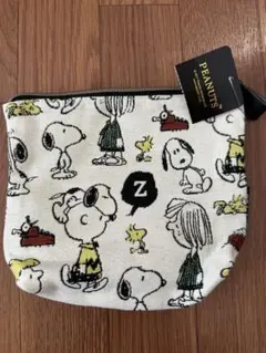 【新品未使用タグ付き】スヌーピー　ポーチ　舟形