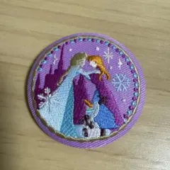 アナと雪の女王 刺繍缶バッジ　即納可◎