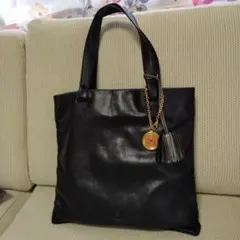 Item thumbnail for item 2e1d7b1c-9fce-4b3d-a7a5-c15e90e8e0e4