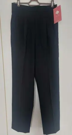 未使用品　グローバルワーク ウツクシルエット★テーパードパンツ