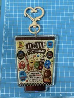 M&M's アクリルキーホルダー 歯磨き粉デザイン