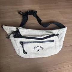 adidas ウエストポーチ　コーディロイ　ホワイト