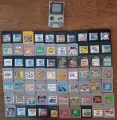 ゲームボーイ本体とゲームカートリッジまとめ売り