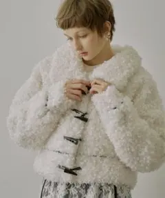 ✨匿名配送✨VIOLETTA ボアショートコート