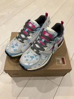 激安新品、初音ミク x FILA \ INTERUN v2 INTERUN v2 × Hatsune Miku / カジュアルスニーカー （WHITE/BLACK/RED
