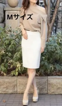 JULIA BOUTIQUE タイトスカート ベルト付き