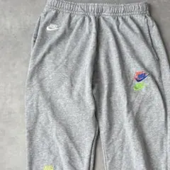 15842 NIKE マルチカラー 刺繍ロゴ スウェットパンツ