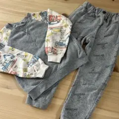 子供用裏起毛スウェットパジャマセット　120センチ