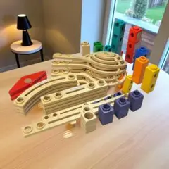 ボーネルンド クアドリラ ツイスト&レールセット 知育玩具