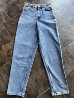 H&M ハイウエストライトブルーデニム