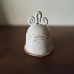 バードベル ＊陶器製ベル型オブジェ＊ バードフィーダー ・イギリス製・