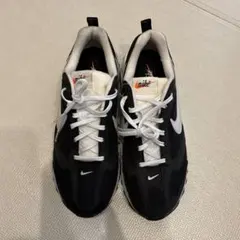 NIKE スニーカー ブラック ホワイト
