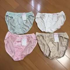 新品未使用タグ付き　レディースショーツ　下着　ランジェリー　4枚セットのサムネイル