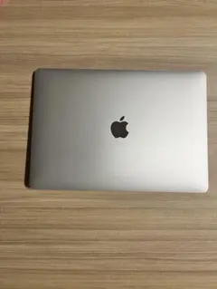 美品　MacBook Air M1 8GB/256GB バッテリー100％ 美品】Apple MacBook Air 13インチ M1 8GB/256GB Apple MacBook Air M1
