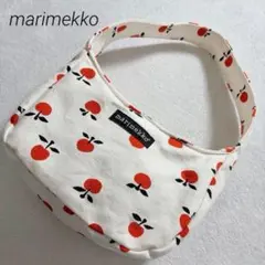 希少✨marimekko/リンゴ柄ハンドバッグ/肩掛け/ワンショルダーOMENAのサムネイル