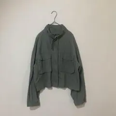GU ミリタリークロップドブルゾン　ジャケット カーキ ショート丈　XL 羽織り