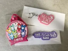 TWICE MISAMO オフラインくじ E賞 モモ、サナラバーキーホルダー