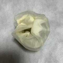 ポニーフック　ホワイト　白　ヘアアクセサリー