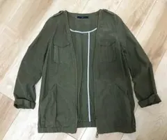美品 ソフィット カーキ ノーカラー ジャケットのサムネイル