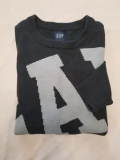 GAP ロゴ入りニットセーター 黒/グレー