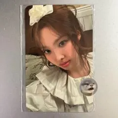 ナヨン ソロ写真集 Yes, I am Nayeon. メーカー特典 トレカ　②