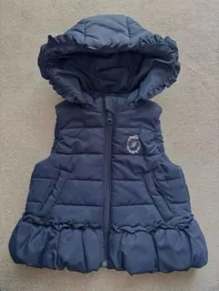 ネイビー フリル付きダウンベスト　べべBeBe 100サイズ