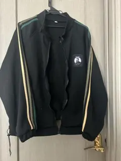 ブラック ジップアップジャケット レディース