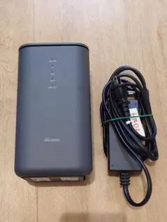 docomo home 5G HR02 本体