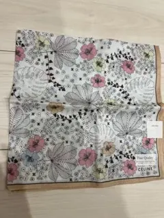 セリーヌ☆ロゴ入り花柄ハンカチ