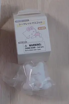 【匿名配送】サンリオ　シークレットマスコットしろふわ雲でおひるね　はなまるおばけ