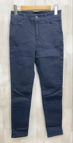 Item thumbnail for item c4ff1bb0-4aad-4540-9b13-3dd2d4f4fb15