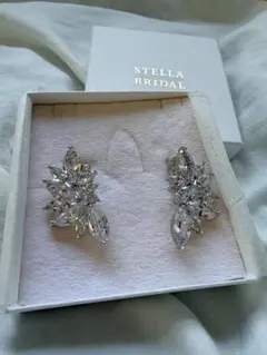 STELLA BRIDAL クリスタルイヤリング