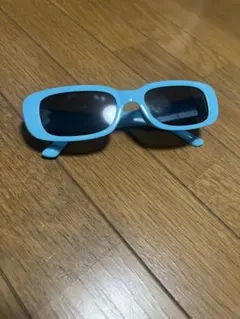 ライトブルー サングラス