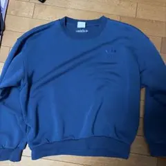 b*e様 adidas ネイビー トレーナー