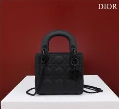 Christian Dior Lady Dior ハンドバッグ ショルダーバッグのサムネイル
