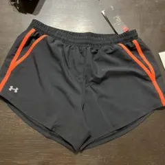 アンダーアーマー　ショートパンツ　L