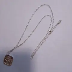 シルバー 花と人物モチーフ ネックレス