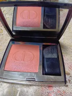 y*h様 Dior ディオール チーク 601 HOLOGRAM ルージュブラッ