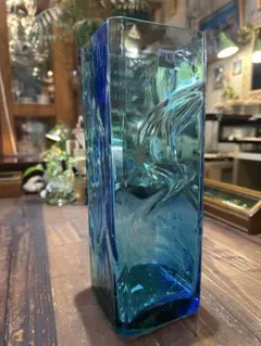 未使用　津軽びいどろ　花瓶のサムネイル