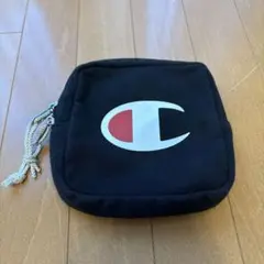 Champion ブラック ポーチ カラビナ付き