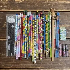 【平成レトロ】鉛筆 23本 まとめ売り コナン ディズニー 消しゴム 定規
