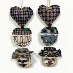 カントリー雑貨·͜·ᰔᩚ ♡ りんご 瓶の縦型ガーランド 2点セット❣️