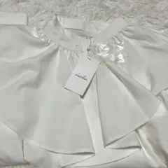 新品【dazzlin】 ビッグカラー付ボリュームブラウス（オフホワイト）