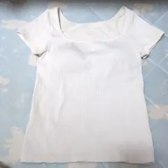 UNIQLO カップ付き半袖カットソーホワイトМ