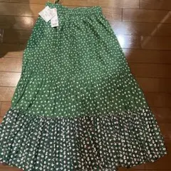 新品UNIQLO ポール&ジョー　ティアードスカート　S